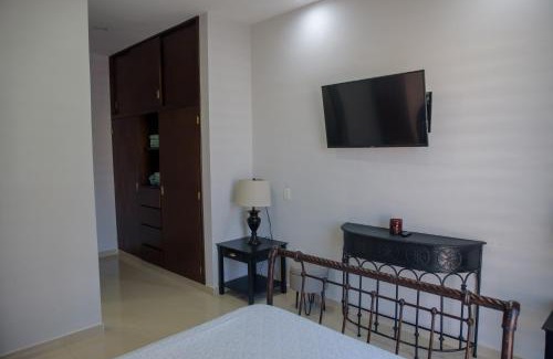 Ferrocarrilera Apartment | 2br/2ba Condo 1 block to ocean! - Unit 6