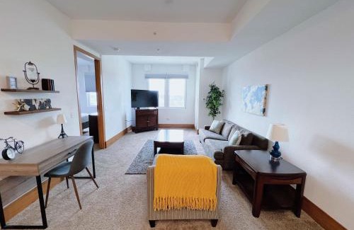 Grandville Apartment | 2BR Suite at The Grand Castle Pool Gym & Parking
