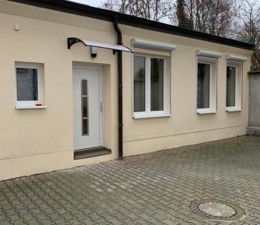 Anger-Crottendorf Apartment | 2Raum-Apartment Leznew