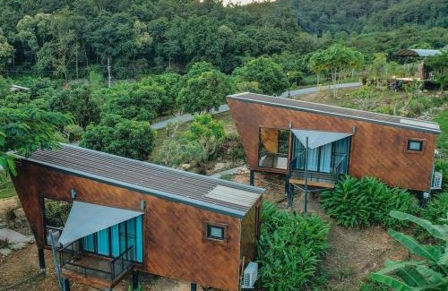 Mae Kon Hotel | 2Someplace