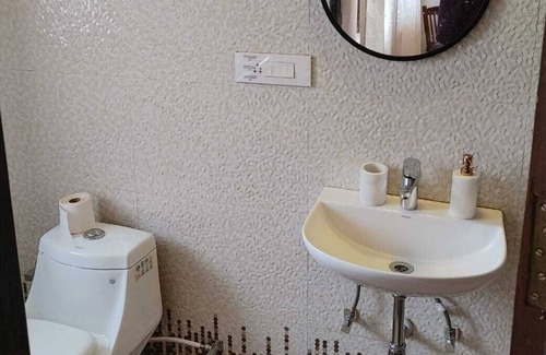 Varca House | 3-4 kms from two serene beaches in South Goa, an oasis of comfort