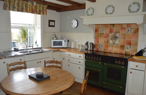 Pickering Cottage | 3 bed cottage Dog/Cat FRIENDLY on site fishing