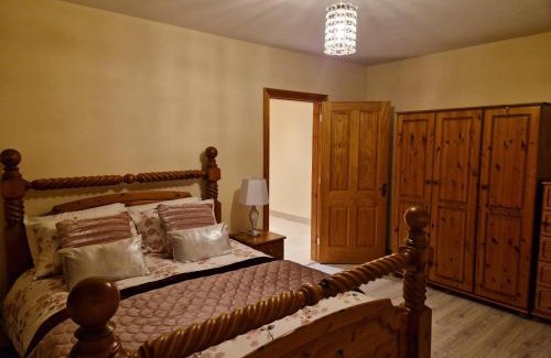 Londonderry House | 3 bed cottage Peartree Cottage