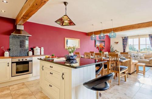 Eglwysbach House | 3 Bed in Conwy 74146