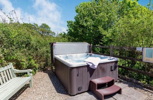 Mount House | 3 Bed in Fowey LTBRA