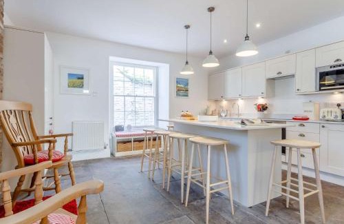 Llanfihangel Tal-y-llyn House | 3 Bed in Llangorse BN331