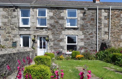 Illogan House | 3 Bed in Portreath 87649