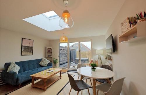 Shanklin House | 3 Bed in Shanklin oc-w33402