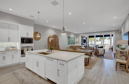 Islamorada Condo | 3 bedroom, 3.5 bath luxurious condo 402 at Maison in Islamorada