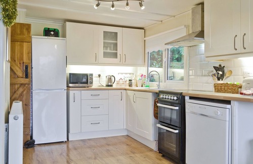 Wall-under-heywood Cottage | 3 bedroom accommodation in Easthope, near Much Wenlock