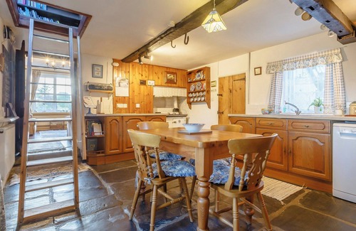 Builth Wells Cottage | 3 bedroom accommodation in Llanafan Fawr, near Builth Wells