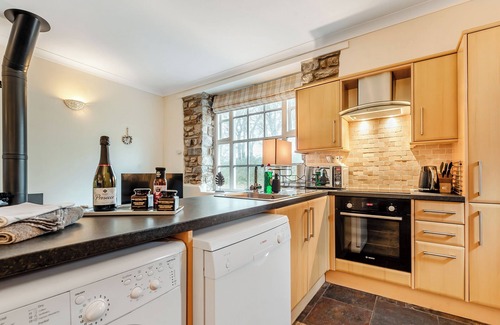 Roch Cottage | 3 bedroom accommodation in Roch