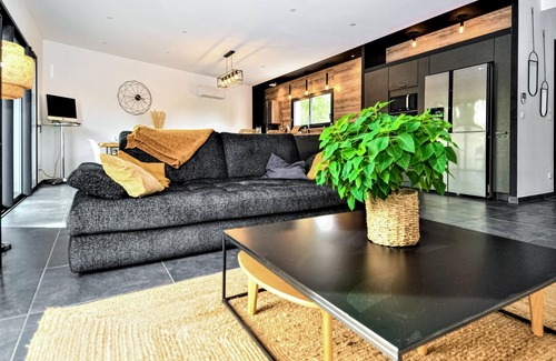 Montfavet House | 3 bedroom amazing home in Montfavet