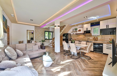 Trilj House | 3 bedroom amazing home in Grab