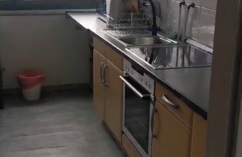 Duisburg Mitte Apartment | 3-bedroom apartment in delightful Duisburg with WiFi