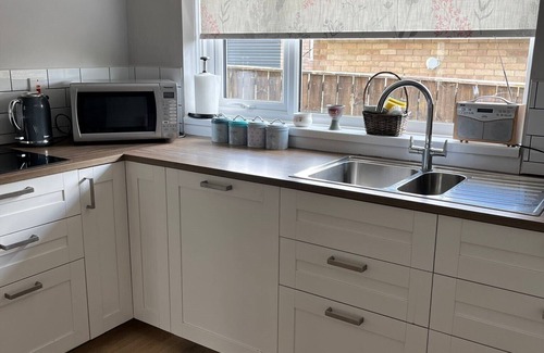 Wylam House | 3 Bedroom bungalow. Sleeps 7. In heart of Northumberland. Central location.