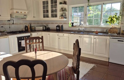 Laje Cottage | 3 bedroom cottage in setãºbal