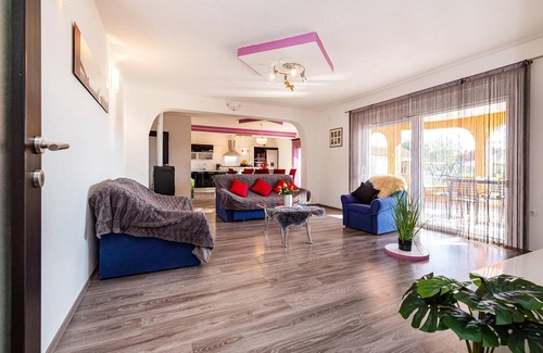 Galovac House | 3 bedroom cozy home in Galovac