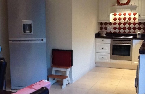 Rushanes House | 3 bedroom holiday home 5 minutes' walk from Glandore