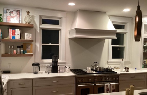 Montgomery House | 3 bedroom house. AC in Village of Montgomery. Safe location. Gourmet kitchen.