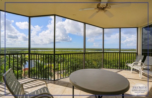 Hammock Bay Condo | 3 BEDROOM4 BATHROOM HIGH IN THE SKY CONDO AT HAMMOCK BAY GOLF & COUNTRY CLUB