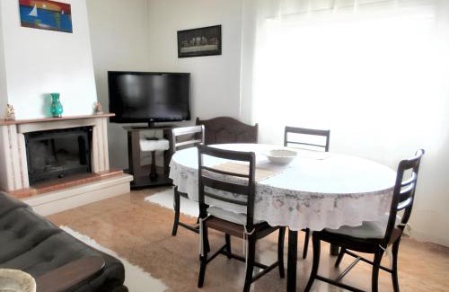 Sobral de Monte Agraco House | 3 bedrooms house with enclosed garden and wifi at Sobral de Monte Agraco