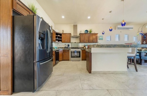 Colonia Meteorologico House | 3 BR Ocean Front Home w/Pool