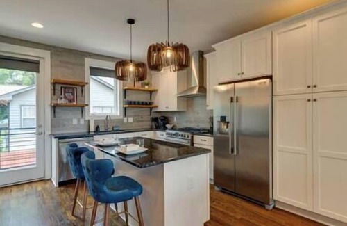 Eighth Avenue House | 3 Huge Townhomes Near Broadway Perfect for Groups!