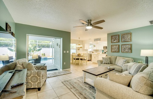 South Venice House | 3 Mi to Manasota Key: Stylish Single-Story Home!