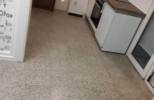 Ruesselsheim Apartment | 3 room basement apartment ideal place Frankfurt Airport/Messe/Opel