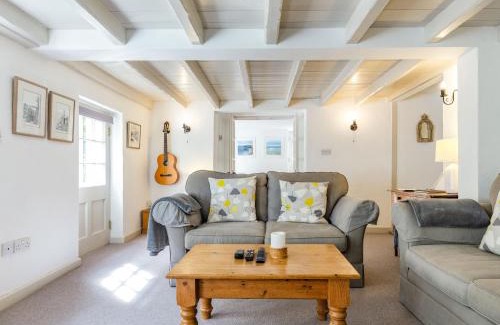 St. Agnes House | 3 Rose Cottages