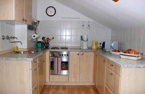 Garmisch-Partenkirchen Apartment | 3-star-apartment - Lovely and comfortable. Mountain views. Quiet location.