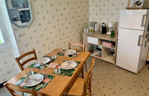 Miers House | 3* vacation home with enclosed garden between Padirac and Rocamadour