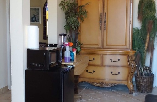 Benito Juarez Apartment | #3, VRBO MAP PLACEMENT WRONG,CHECK GOOGLE MAP,LAS CONCHAS,1ST HOUSE, HEART ICON