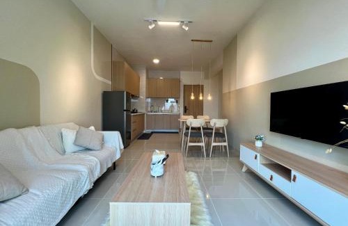 Taman Wahyu Apartment | -30 OFF Monthly l Premium Muji 1BR Suites