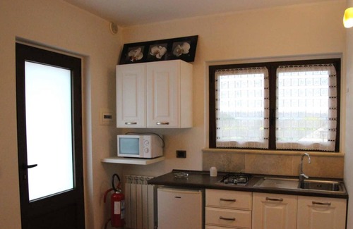 Miglianico House | 30 sqm studio apartment - Kitchenette with living area, sleeping area, bathroom