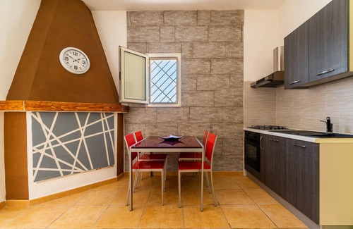Torre Ovo Villa | 3047 Villetta Nicols by BarbarHouse