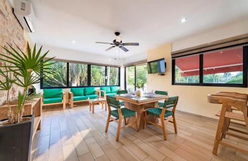 R House | 3048 - Brisas Condo 3