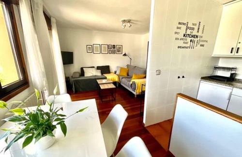Loza Apartment | 31A01 Apartamento Ría Navia El Espín