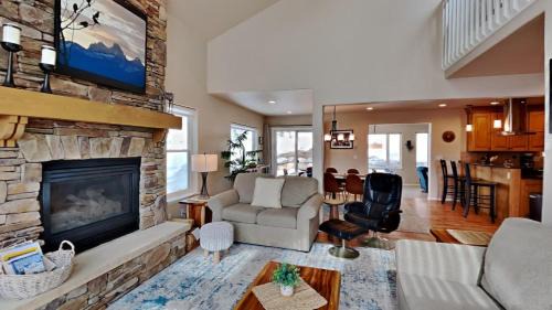 Corinthian Hills House | 33 Corinthian Circle