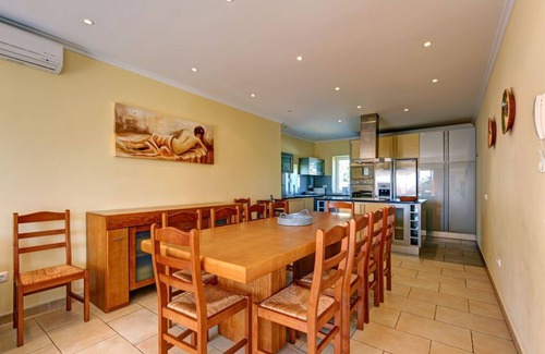 Areias de Sao Joao Villa | 35% DISCOUNT ON OCTOBER STAYS HURRY TO HAVE A GREAT TIME