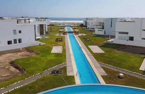 Asia Apartment | 3BR Beach Apartment plus VPX Hotel Full Day Pass (Up to 12 people) steps to sand