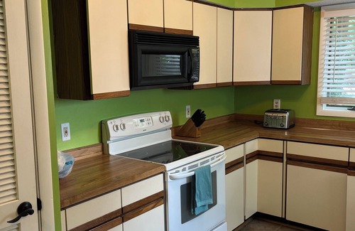 Ocean Pines House | 3BR charmer with hallway loft on large corner lot. Peaceful setting near ocean.