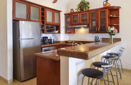 Playacar Fase I Condo | 3BR w/Pool and Beach Access - Xaman Ha 7122