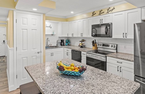 Biltmore Beach Condo | 3rd floor Fully Updated 3 Bedroom, 2 bath - Steps to sand and more!