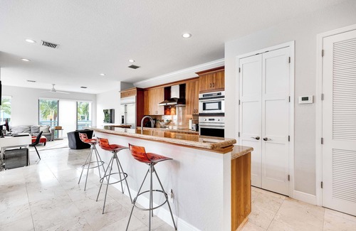 Colee Hammock House | 4-Bed + Den with pool in Las Olas, Ft Lauderdale