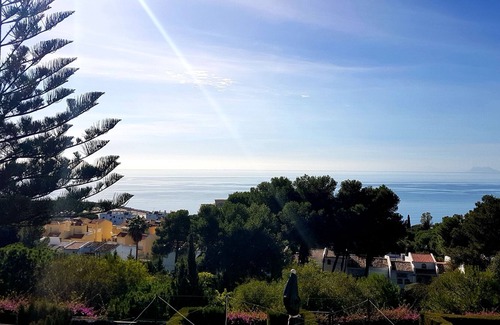 Urbanizacion Puerto de Estepona House | 4-bed Holiday Home in Estepona with Stunning Views and 5 Minutes from the Beach