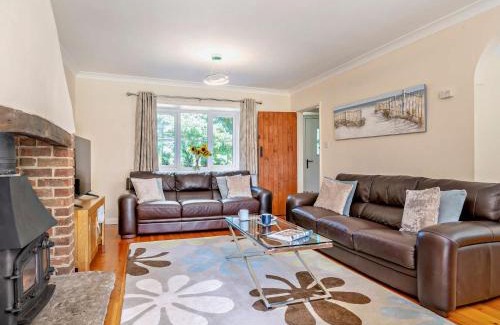 Maiden Newton House | 4 Bed in Dorchester 92413