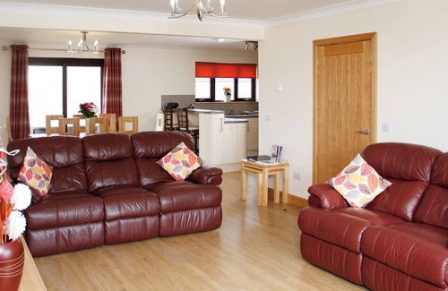 Southerness Cottage | 4 bedroom accommodation in Southerness, near Dumfries