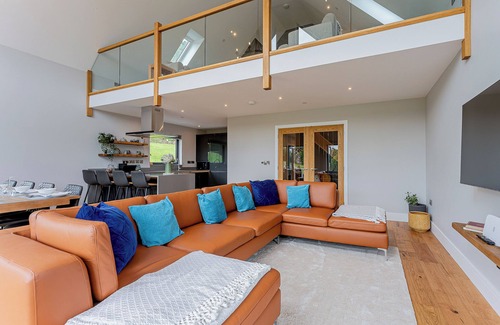 Carno Cottage | 4 bedroom accommodation in Carno